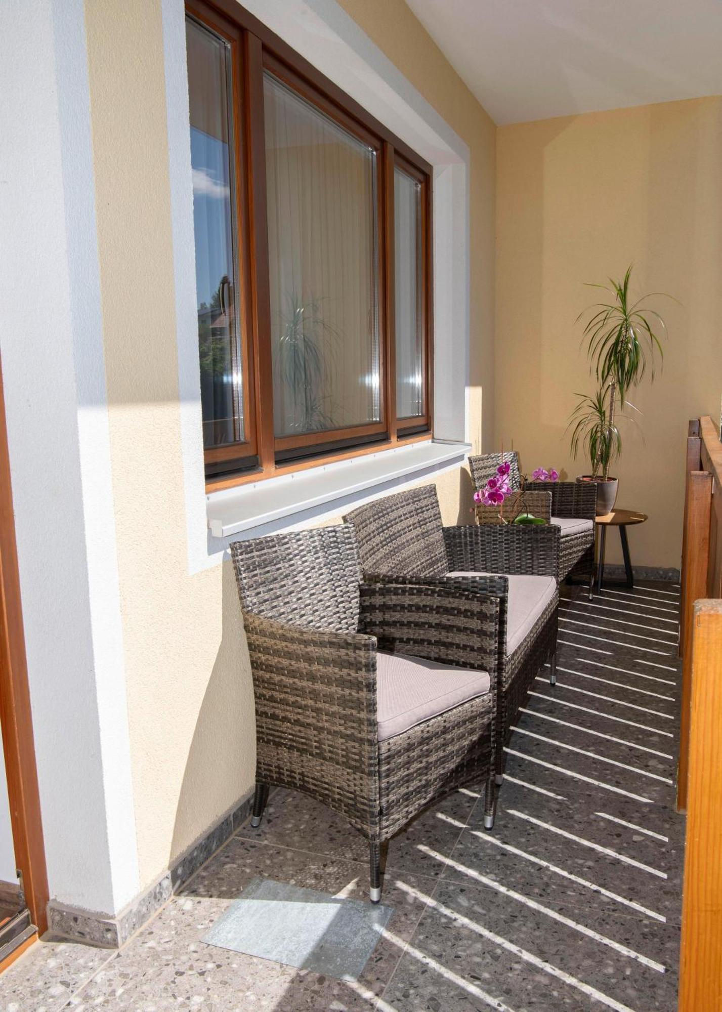 Ferienwohnungen Hecher Feldkirchen in Kärnten Exterior foto
